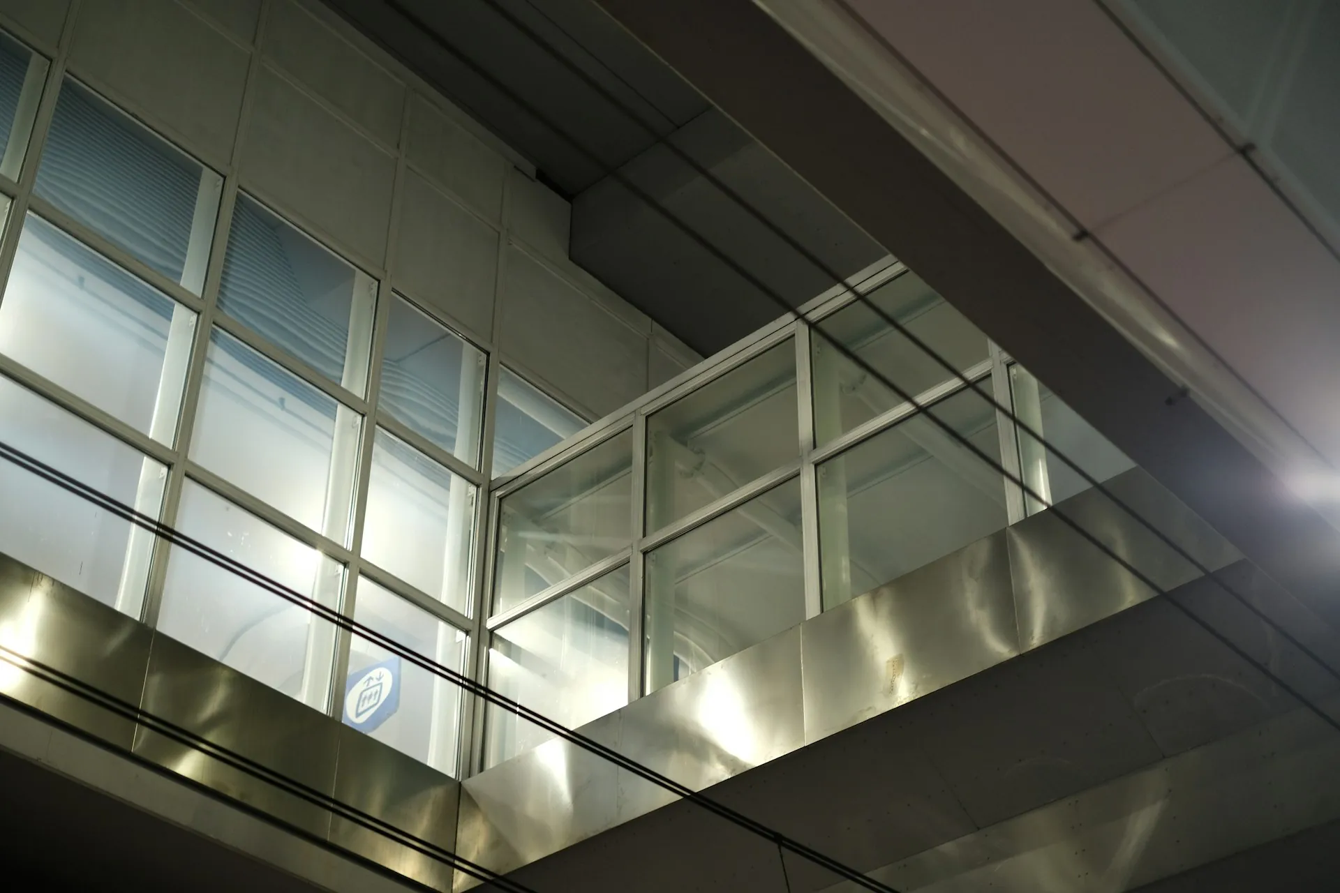 Glass & Aluminum Installation & Maintenance
